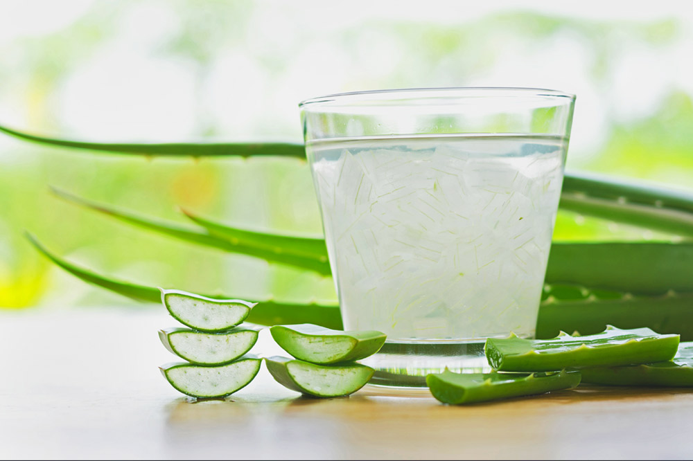 Preparati contenenti ingredienti naturali come l'aloe